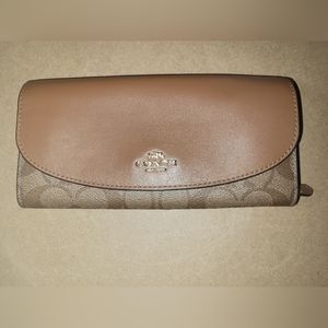 ***PRICE REDUCED*** Coach wallet